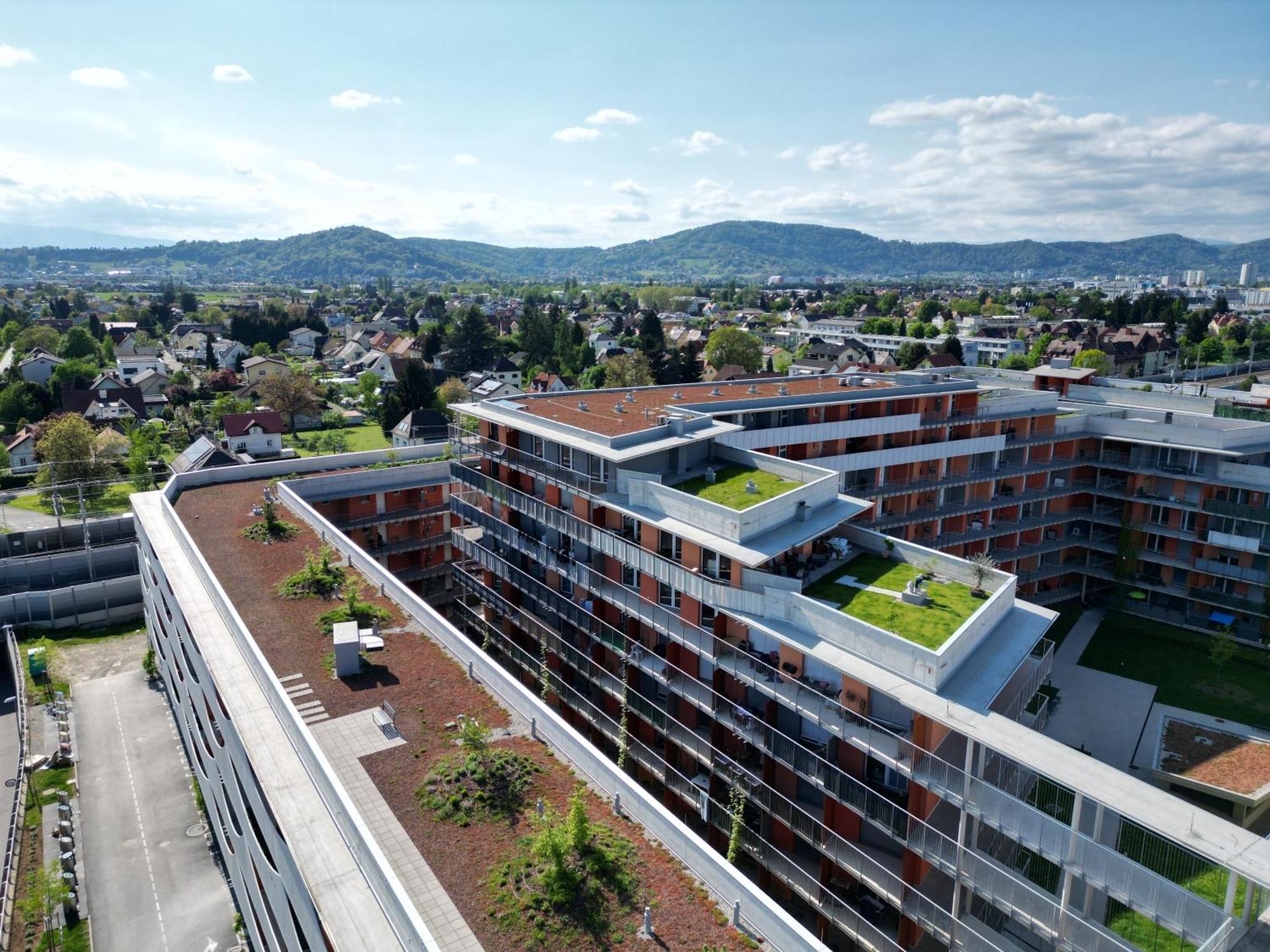 100 Qm Penthouse, Self-Check-In, 2 Parkplaetze Apartment Graz Exterior photo